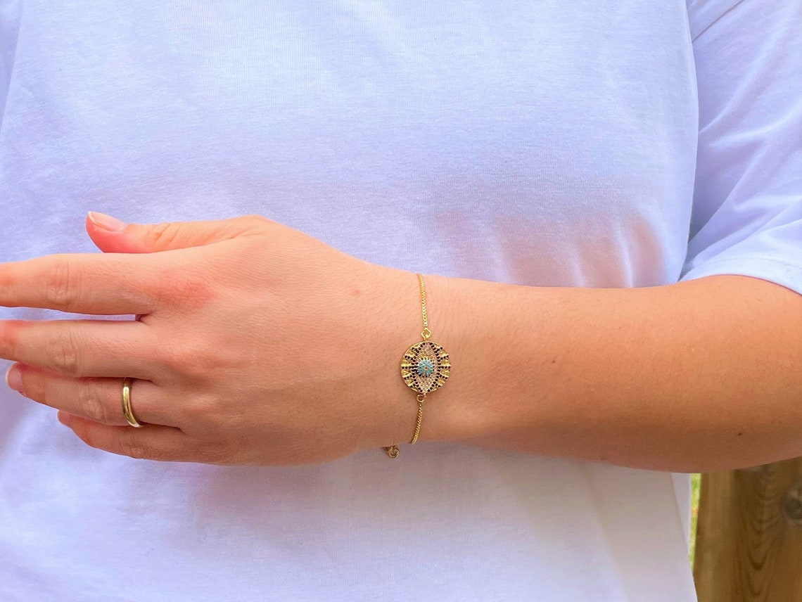 Evil Eye Round Slider Bracelet
