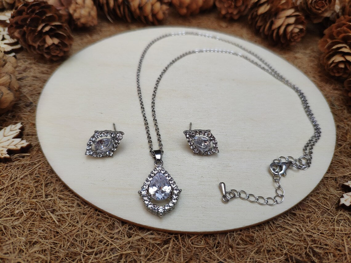 Diamond Jewelry Set