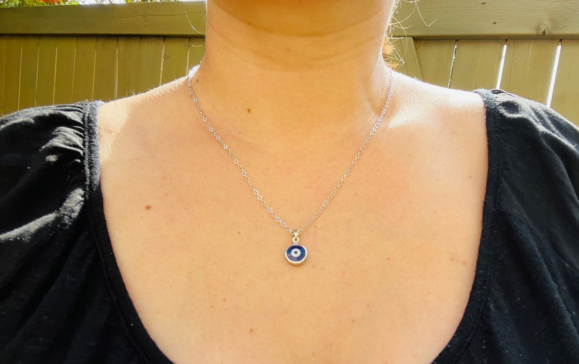Round Eye Necklace