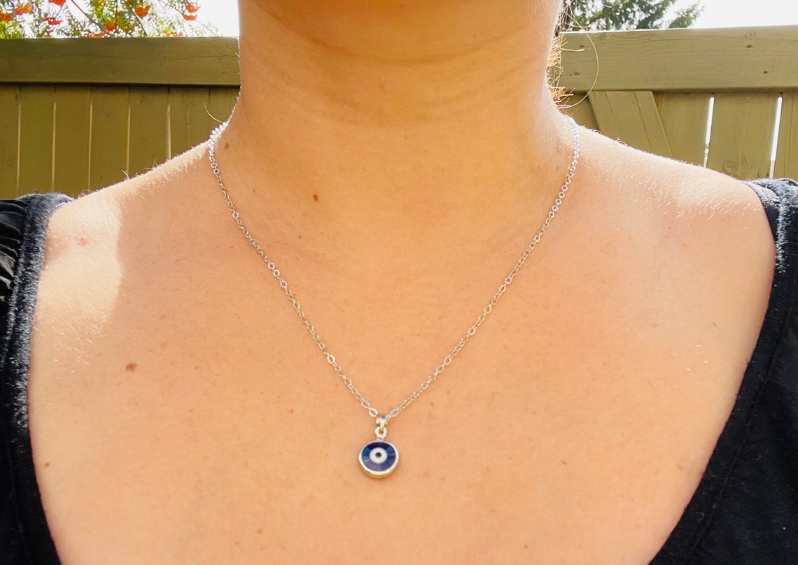 Round Eye Necklace