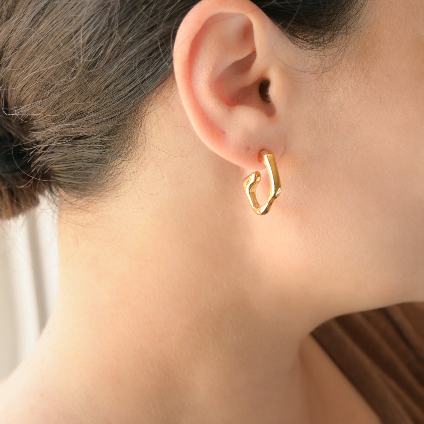 Thin Sculptural C Hoops