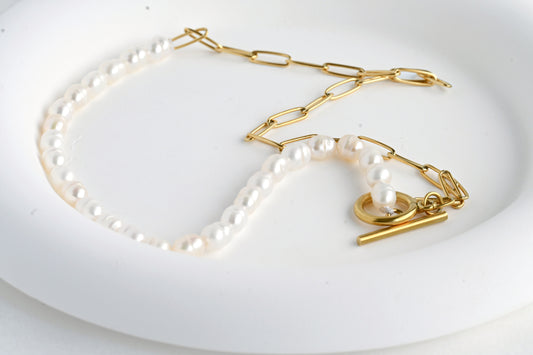 Pearl Paperclip Toggle Necklace