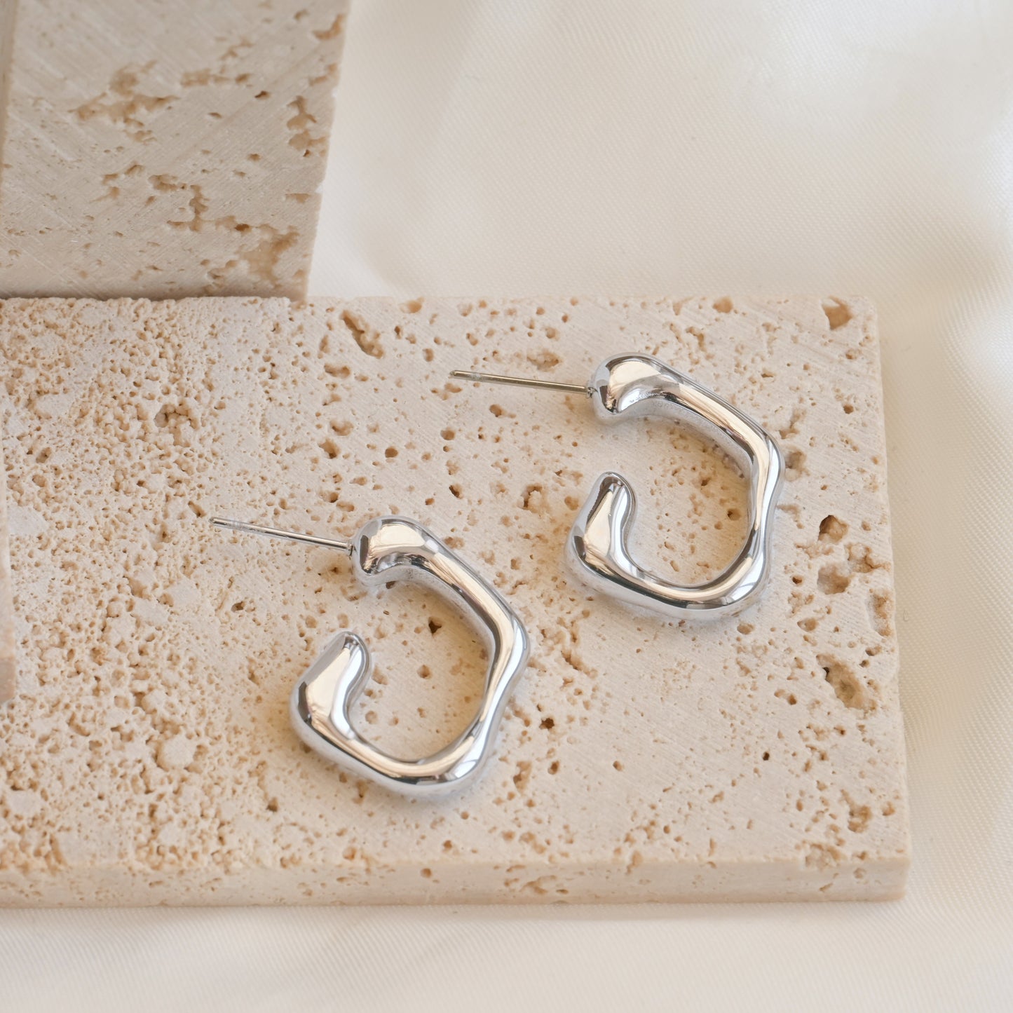 Thin Sculptural C Hoops