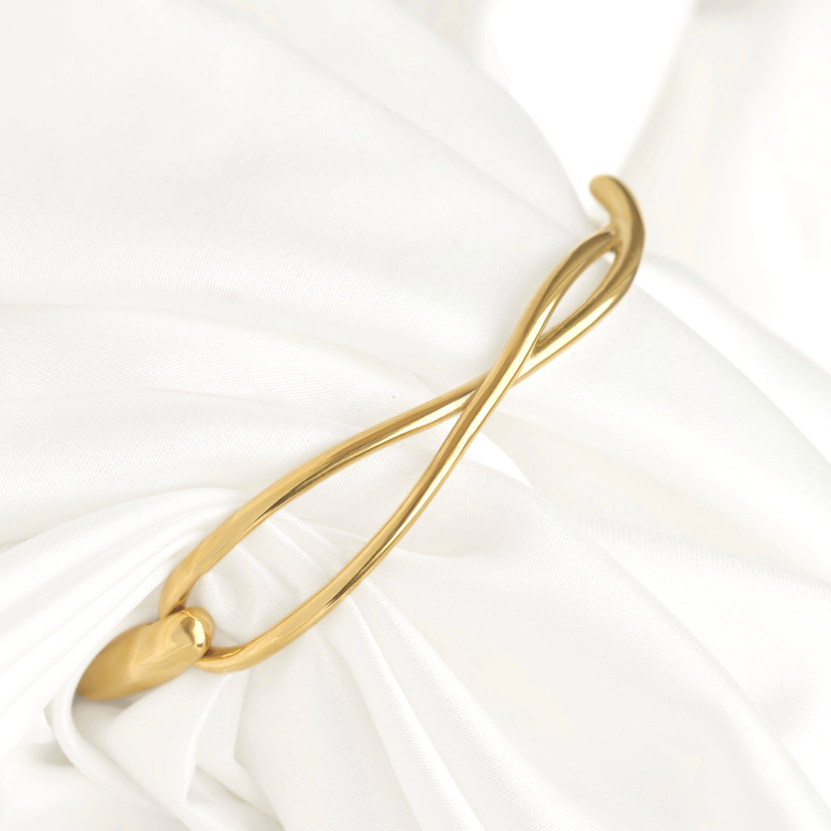 18K Gold Crossover Bangle - Stainless Steel Front Hook Clasp