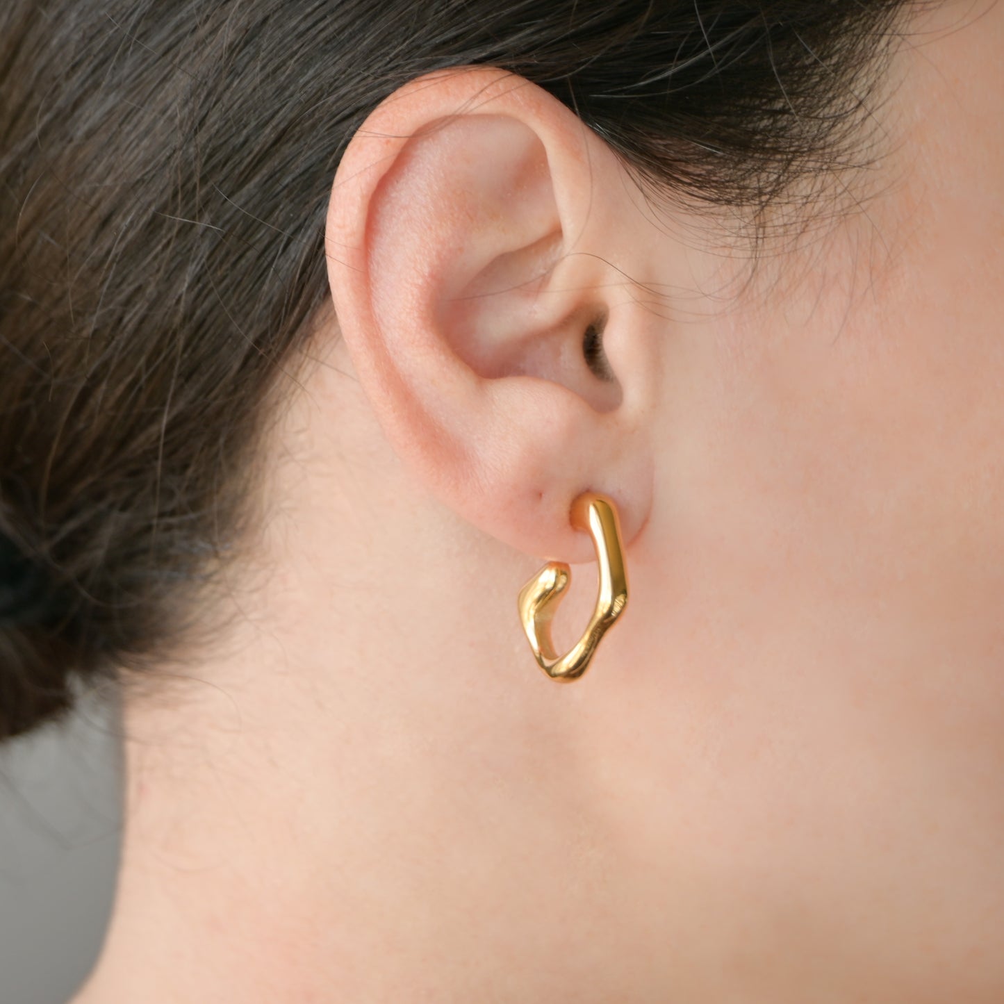 Thin Sculptural C Hoops