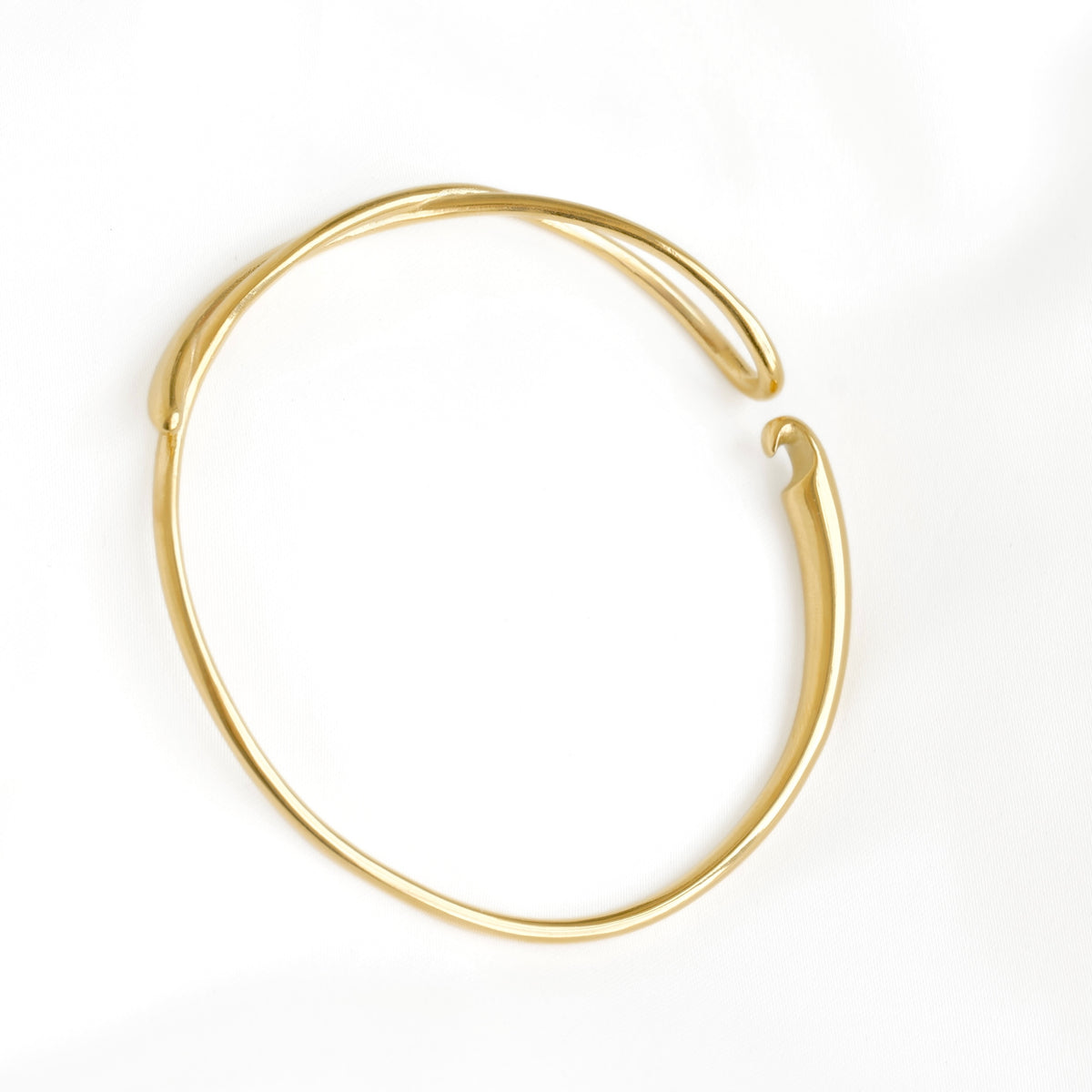 18K Gold Crossover Bangle - Stainless Steel Front Hook Clasp