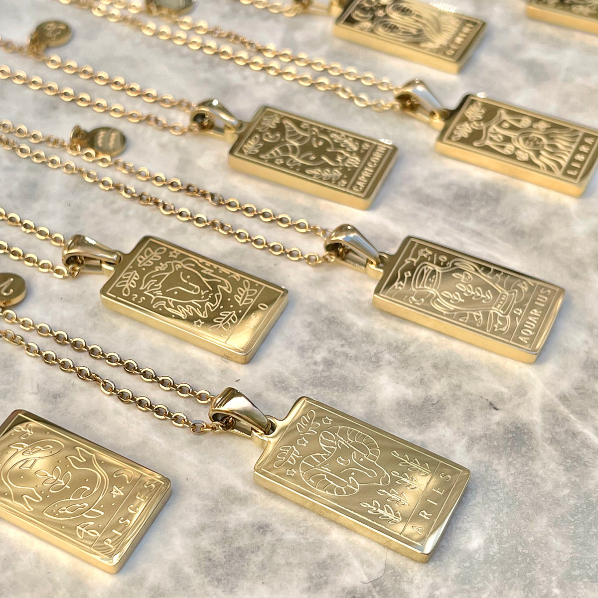 Tarot-inspired Personalized Gold Zodiac Necklace - Stainless Steel