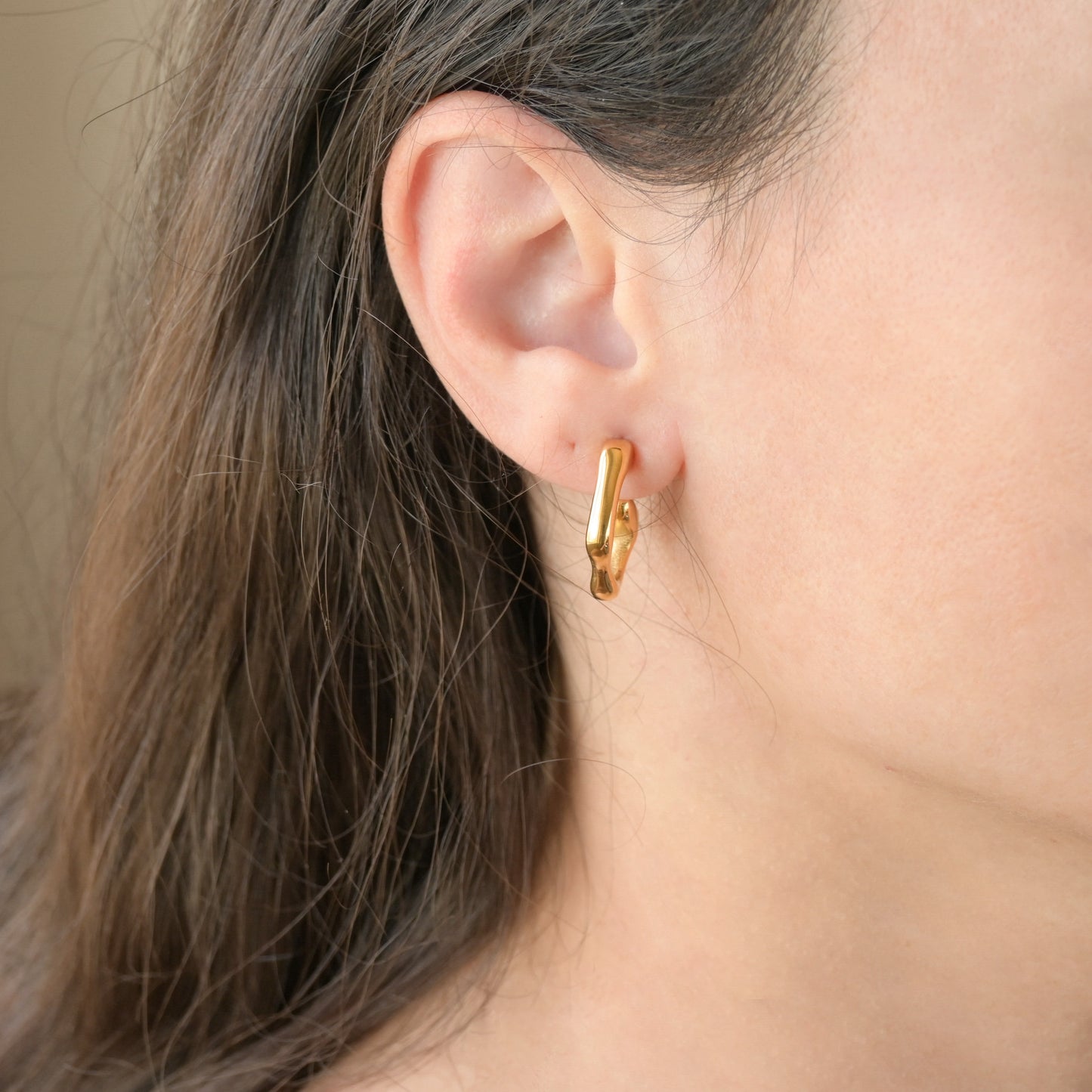 Thin Sculptural C Hoops