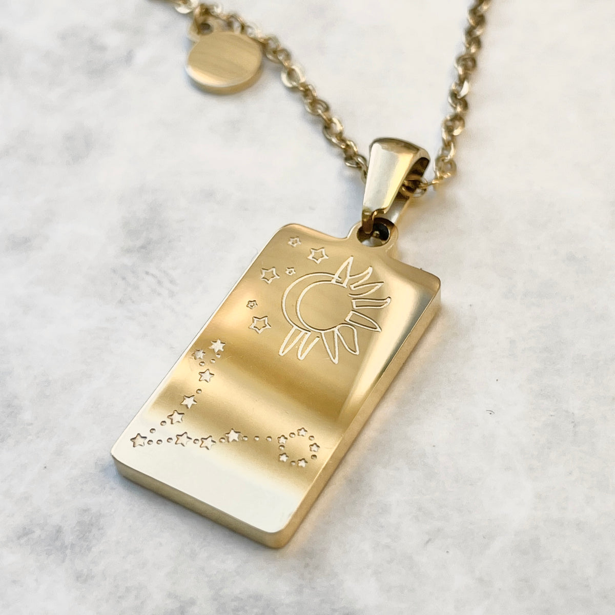 Tarot-inspired Personalized Gold Zodiac Necklace - Stainless Steel