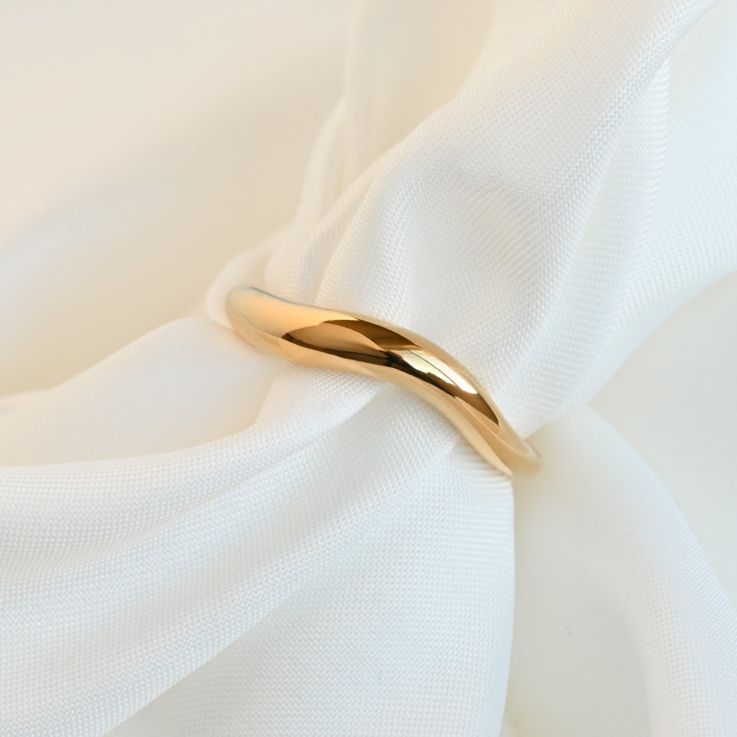 Slim Wave Ring