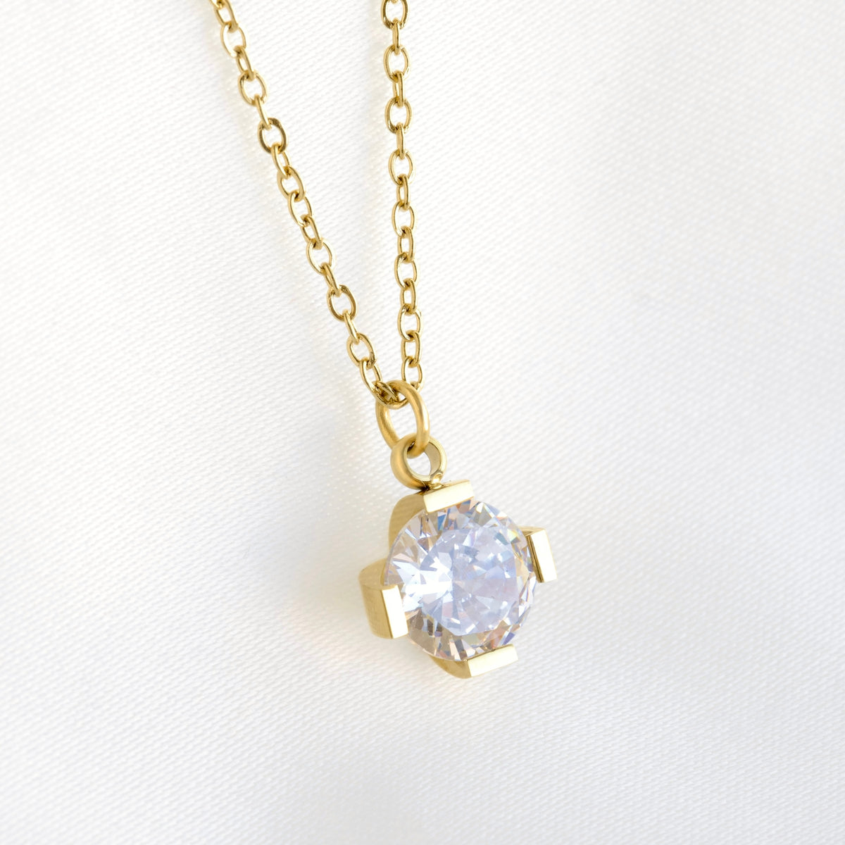 Round Solitaire Cubic Zirconia Necklace - Stainless Steel