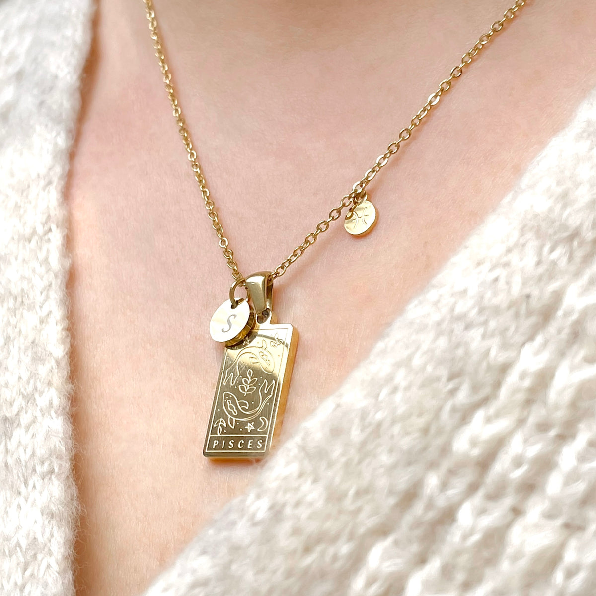 Tarot-inspired Personalized Gold Zodiac Necklace - Stainless Steel