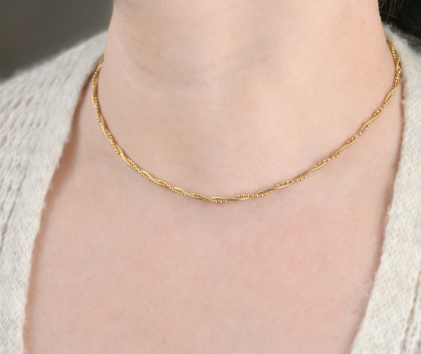 Dainty Entwine Necklace