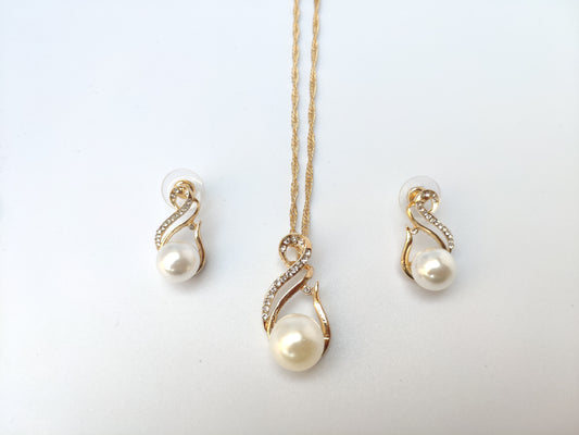 Treble Clef Pearl Jewelry Set