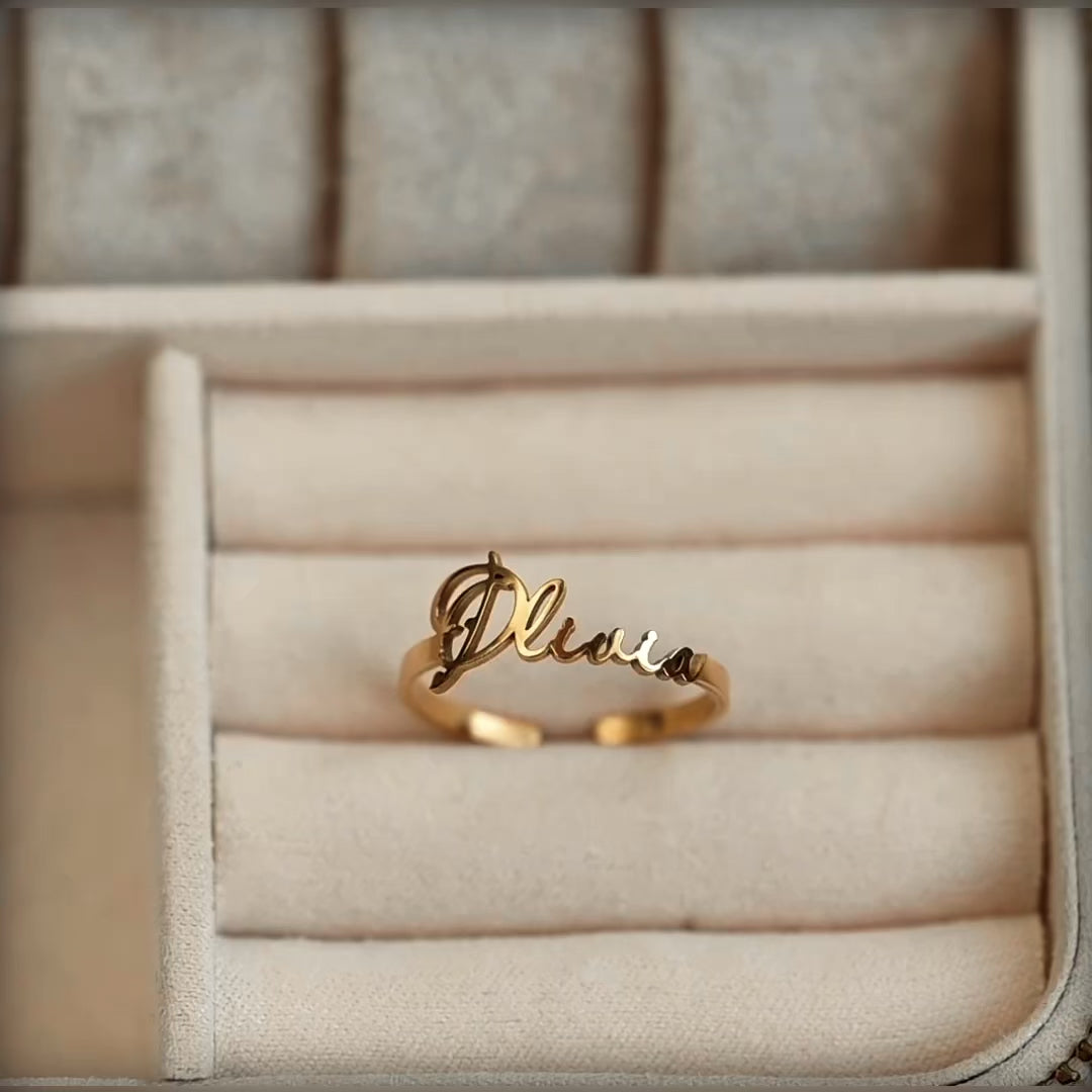 "Olivia" name ring 