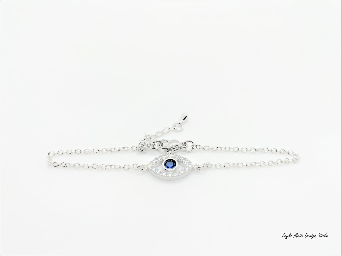 Diamond Eye Bracelet